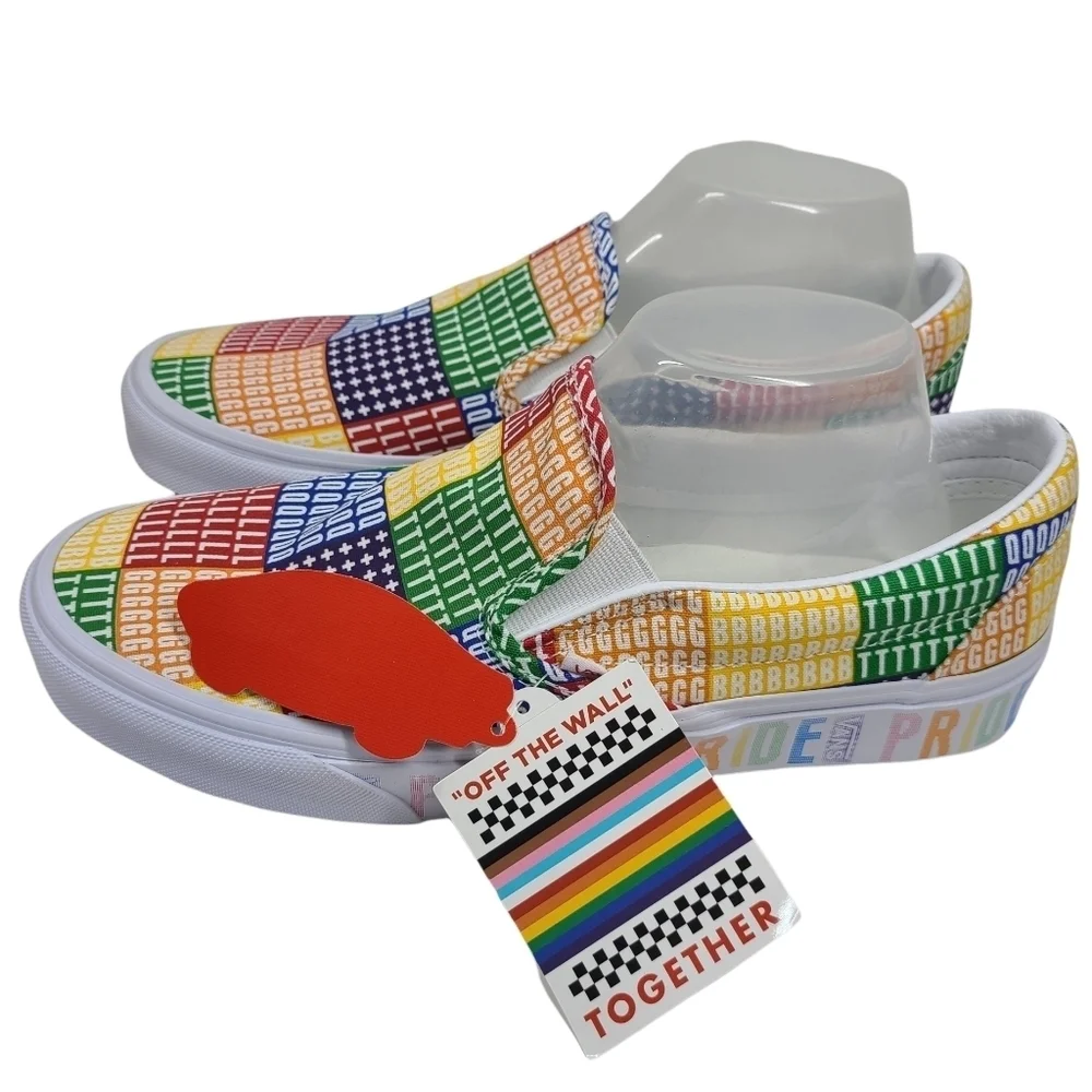 NEW Vans UNISEX  Classic Slip On Pride Print Multicolor Canvas Shoes‎